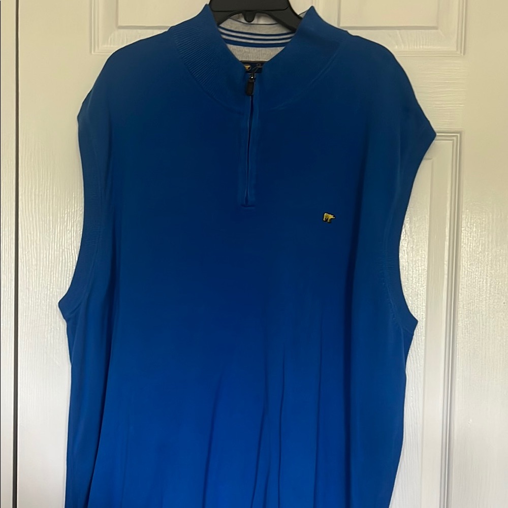 Men’s Blue Vest zippered front